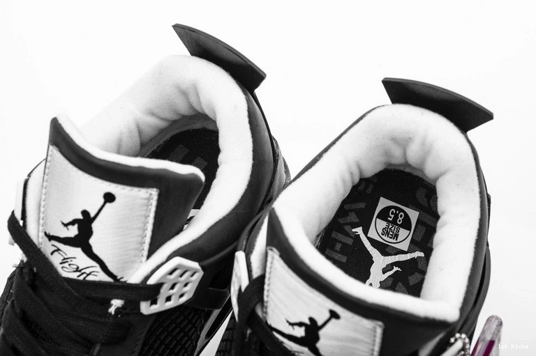 Fear Pack Retro 626969-030  Jordan 4 0124